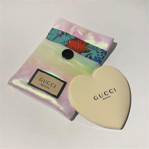 gucci mirror heart